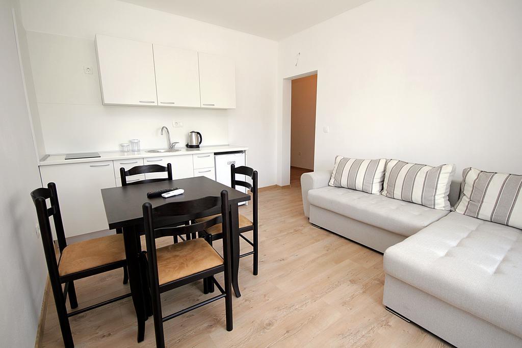Apartmani Begovic Bar Exterior photo